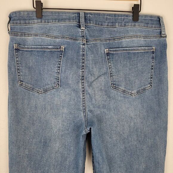 NYDJ Marilyn Straight Jeans Crop High Rise Stretch Contrasting Hem Blue Size 16 - Picture 5 of 12